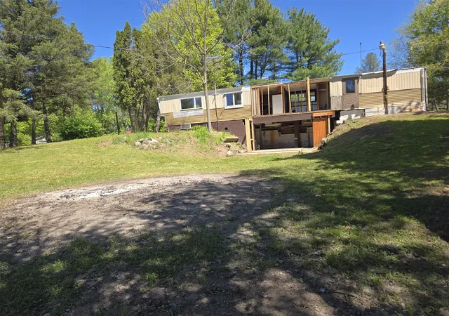 4th image of 1138 Cherry Ln, Battle Creek, MI 49017 | MLS# 70531474