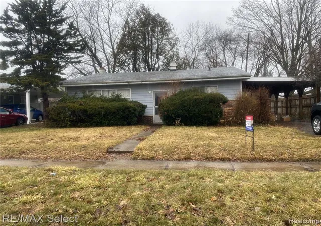 Homes for sale in Lansing, MI | 5008 Southgate Ave, Lansing, MI 48910 | MLS# 60974237