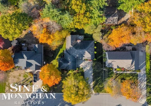 2nd image of 3228 Turnberry Ln, Port Huron, MI 48060 | MLS# 50192975