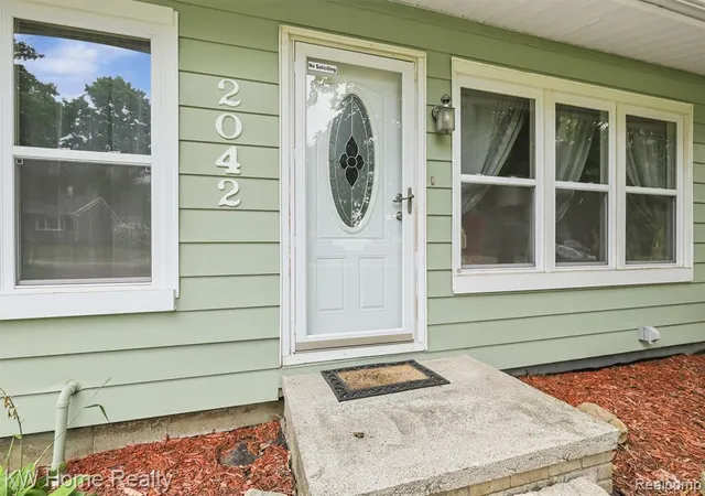 Photo 3 of Single family home for sale at 2042 Orland, Wixom, MI 48393 | MLS# 61022014 | Listing updated on 2026-08-26