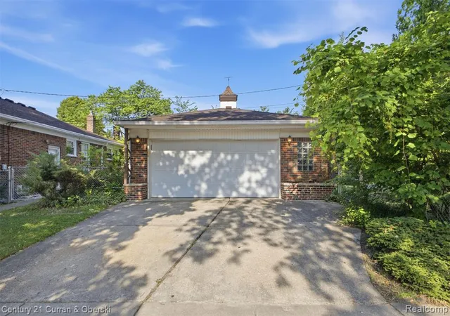 Homes for sale in Allen Park, MI | 16614 Philomene Blvd, Allen Park, MI 48101 | MLS# 61010872