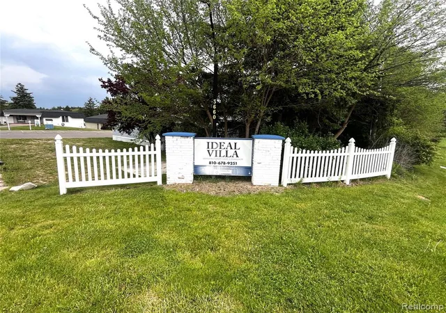 Homes for sale in Metamora, MI | 80 Pool Dr, Metamora, MI 48455 | MLS# 61000352