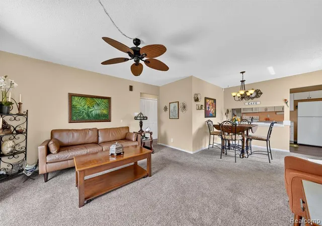 Listing Photo 5 - Condo for sale in building located at 12000 Juniper Wy, Grand Blanc, MI 48439 - Unit #16
