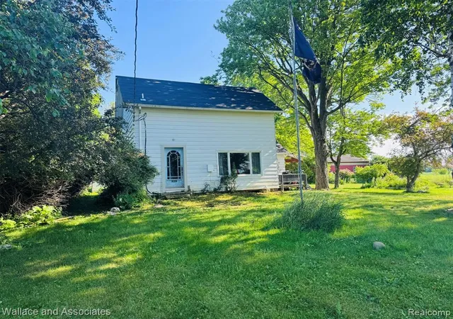 2nd image of 5949 Roach Rd, Croswell, MI 48422 | MLS# 61007951