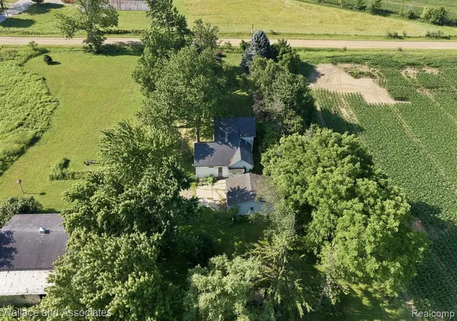 48th image of 5949 Roach Rd, Croswell, MI 48422 | MLS# 61007951