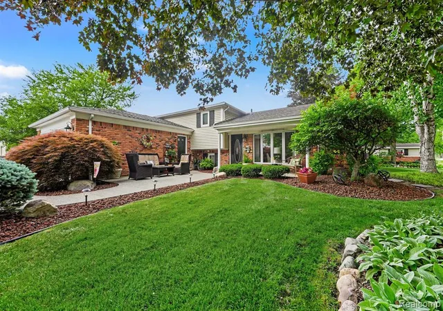 35th image of 5997 Marble Dr, Troy, MI 48085 | MLS# 61004445