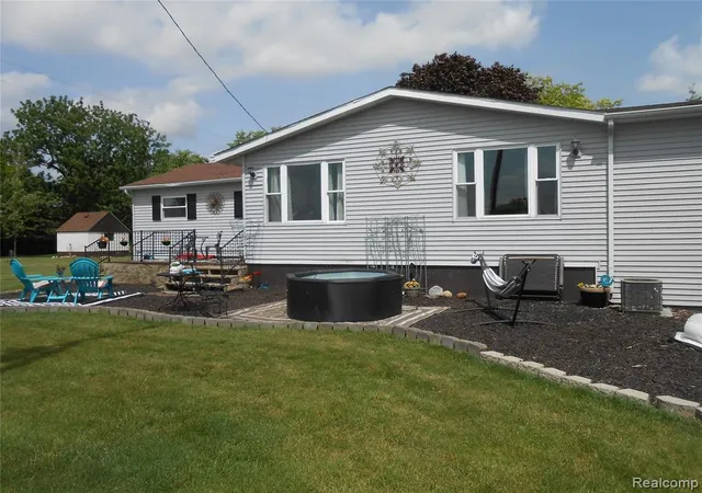 Homes for sale in Sandusky, MI | 249 N Gates Rd, Sandusky, MI 48471 | MLS# 61001654