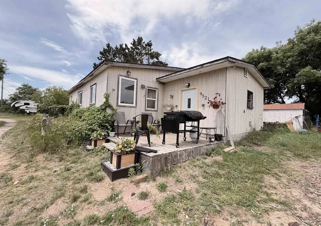 36th image of 9521 E 13th St, Cadillac, MI 49601 | MLS# 50214551