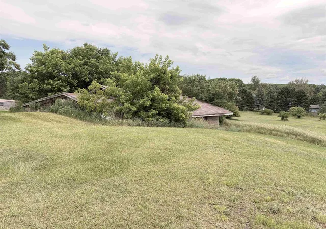 3rd image of 9521 E 13Th St, Cadillac, MI 49601 | MLS# 50214551