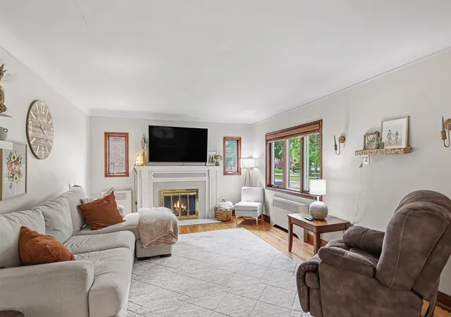 4th image of 2216 Adams Blvd, Saginaw, MI 48602 | MLS# 50207210