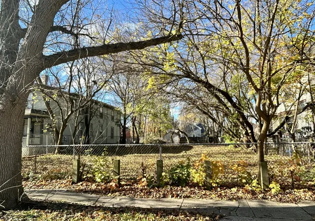 Photo 4 of Land for sale at 926 S Park St, Kalamazoo, MI 49001 | MLS# 70511801 | Listing updated on 2026-01-17