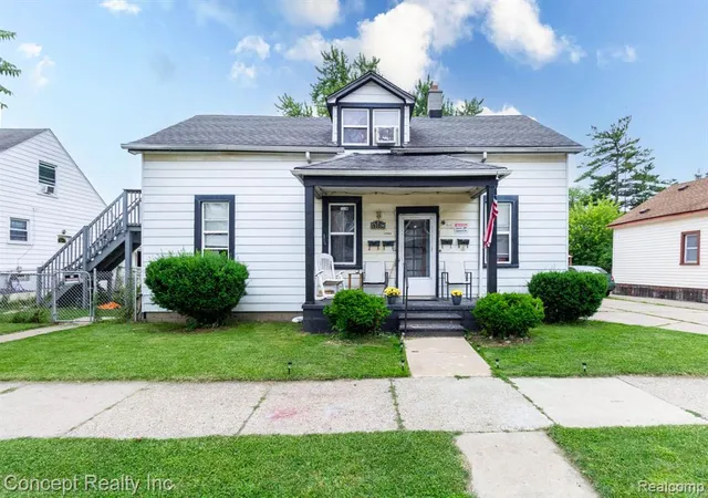 Homes for sale in Lincoln Park, MI | 957 Park Ave, Lincoln Park, MI 48146 | MLS# 61005833