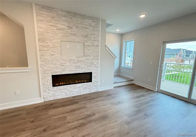 Photo 3 of Sale Pending at 739 Canterbury Lane, Troy, MI 48085 | MLS# 61024724 | Listing updated on 2026-09-08
