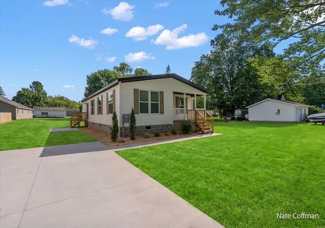 Photo 1 of Sale Pending at 720 Park, Howard City, MI 49329 | MLS# 70553685 | Listing updated on 2026-08-28