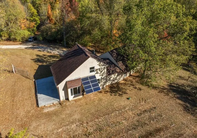 Homes for sale in Lyons, MI | 1067 Somers Rd, Lyons, MI 48851 | MLS# 70508192