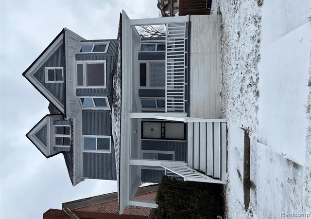Photo 1 of Single family home for sale at 628 Collingwood St, Detroit, MI 48202 1214 | MLS# 60962947 | Listing updated on 2026-08-29