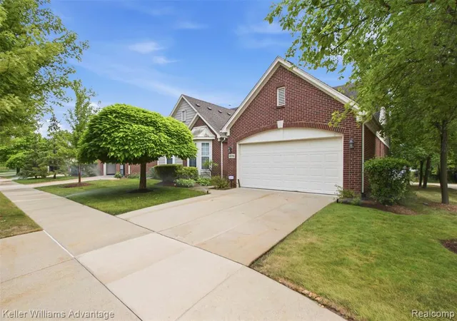 Photo 2 of Sale Pending at 40781 Lenox Park Dr, Novi, MI 48377 | MLS# 61020201 | Listing updated on 2026-08-30