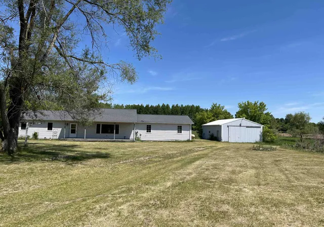 Homes for sale in Six Lakes, MI | 2600 W Schmeid Rd, Six Lakes, MI 48886 | MLS# 80069174