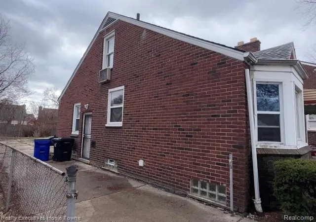 Homes for sale in Detroit, MI | 12566 Duchess St, Detroit, MI 48224 | MLS# 60989769