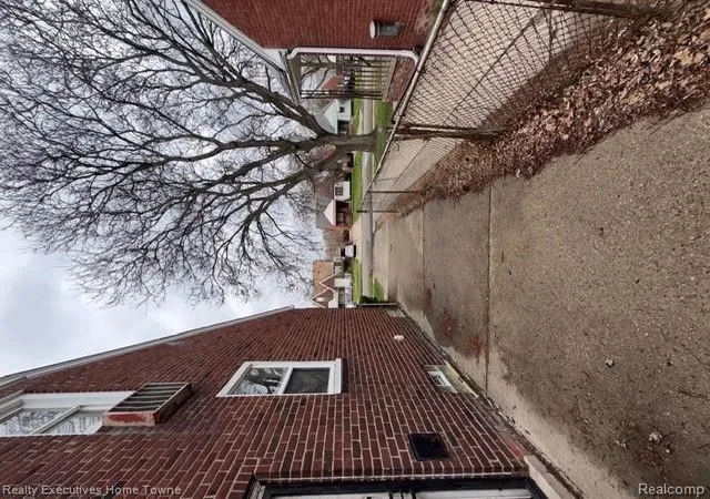 Homes for sale in Detroit, MI | 12566 Duchess St, Detroit, MI 48224 | MLS# 60989769