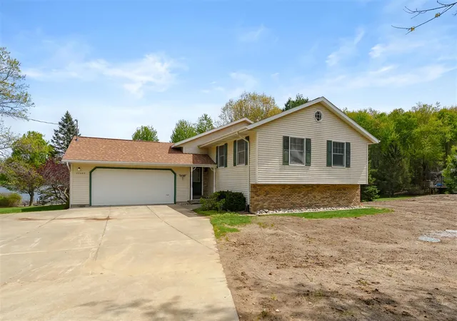 2nd image of 35485 Cr 665, Paw Paw, MI 49079 | MLS# 70529387