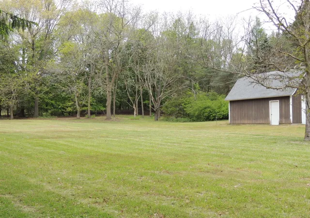 9th image of 2438 55th St, Fennville, MI 49408 | MLS# 70532873