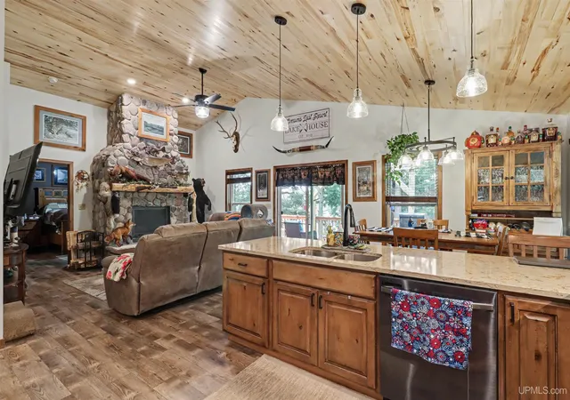 Photo 4 of Single family home for sale at 19792 Thousand Is Lake Rd, Watersmeet, MI 49969 | MLS# 50217585 | Listing updated on 2026-08-26