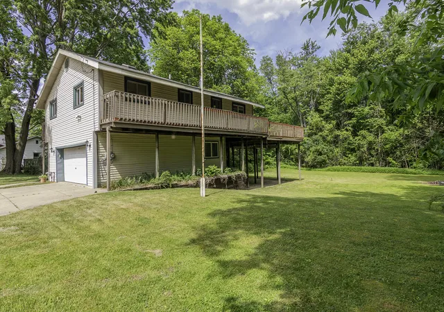 Homes for sale in Augusta, MI | 304 N Augusta Dr, Augusta, MI 49012 | MLS# 70536299