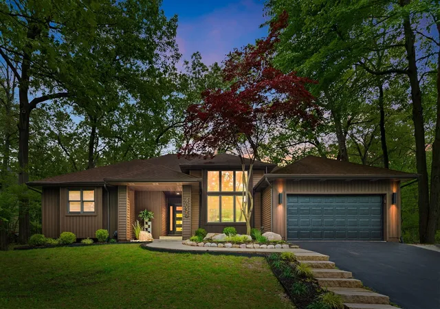 1st image of 4035 Choctaw Trl, New Buffalo, MI 49117 | MLS# 70535566