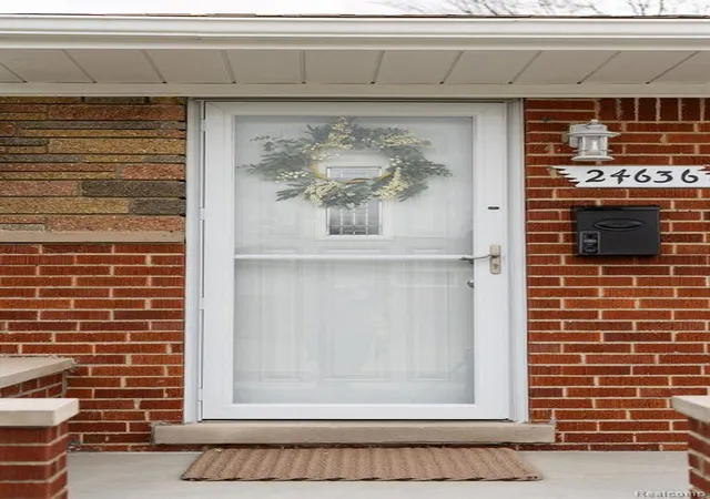Homes for sale in Eastpointe, MI | 24636 Almond Ave, Eastpointe, MI 48021 | MLS# 60994977