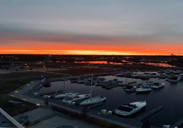 5th image of 800 Whitwam Dr #5 & 5A, Saint Joseph, MI 49085 | MLS# 70524618