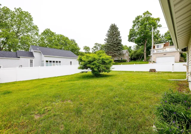 Homes for sale in Beulah, MI | 323 Benzie Ct, Beulah, MI 49617 | MLS# 80070250
