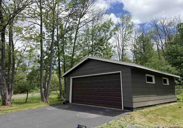 Homes for sale in Bessemer, MI | 1001 Tilden Rd, Bessemer, MI 49911 | MLS# 50211588