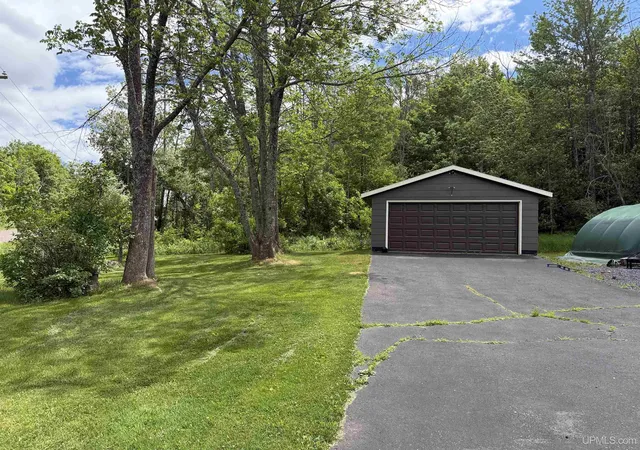 Homes for sale in Bessemer, MI | 1001 Tilden Rd, Bessemer, MI 49911 | MLS# 50211588