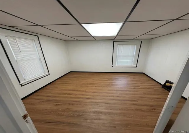 9th image of 1516 Kent St, Flint, MI 48503 | MLS# 60985182