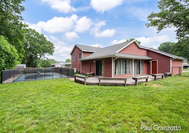 Photo 3 of Sale Pending at 2483 Russit Dr, Grand Rapids, MI 49525 | MLS# 70537941 | Listing updated on 2026-07-01