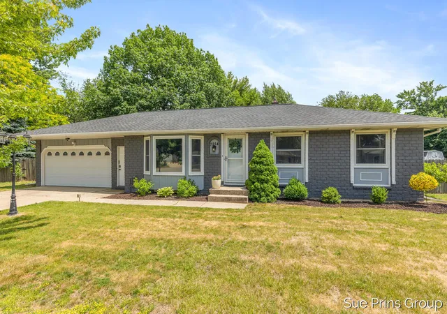 1st image of 7354 S Garden Ct, Jenison, MI 49428 | MLS# 70538340