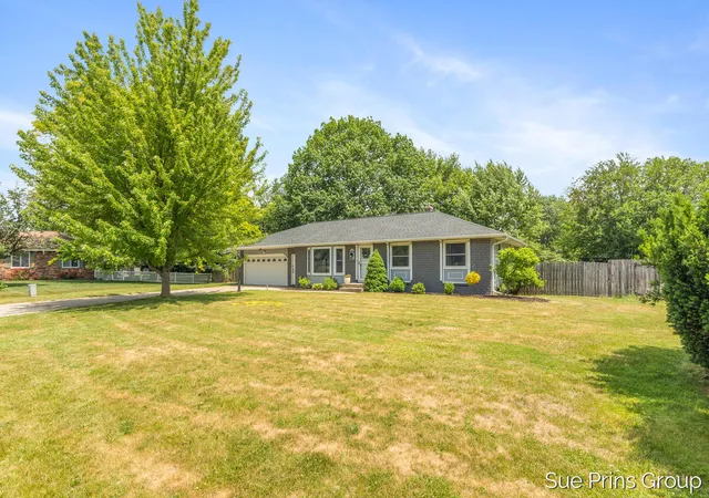 2nd image of 7354 S Garden Ct, Jenison, MI 49428 | MLS# 70538340