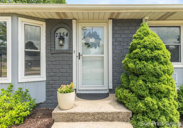 4th image of 7354 S Garden Ct, Jenison, MI 49428 | MLS# 70538340