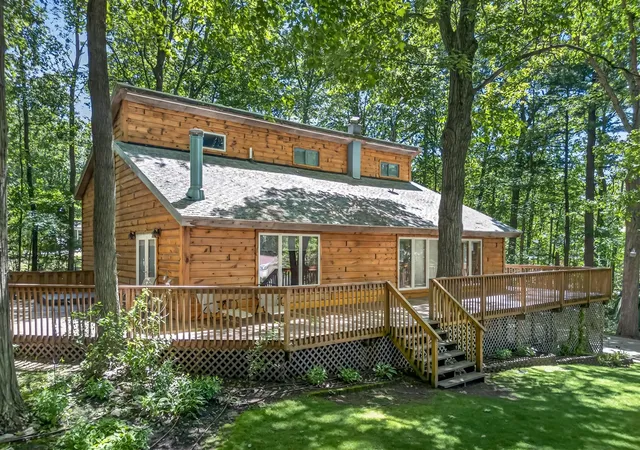 3rd image of 9531 W Silver Lake Rd, Mears, MI 49436 | MLS# 70523756