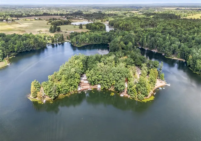 Photo 3 of Sale Pending at 524 Mclachlan Point Rd, Evart, MI 49631 | MLS# 70555622 | Listing updated on 2026-08-31