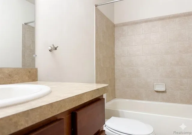 Homes for sale in Shelby Township, MI | 5151 Parsley Dr #33, Shelby Township, MI 48316 | MLS# 60994962