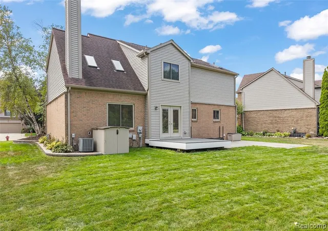 Photo 3 of Single family home for sale at 384 Stonehenge Dr, Canton, MI 48188 5204 | MLS# 61023254 | Listing updated on 2026-10-08