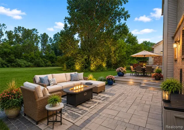 Photo 4 of Single family home for sale at 384 Stonehenge Dr, Canton, MI 48188 5204 | MLS# 61023254 | Listing updated on 2026-10-08