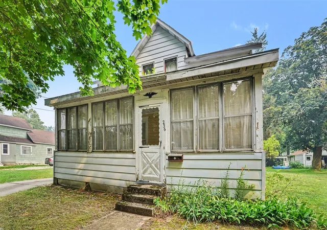 Photo 3 of Sale Pending at 236 Cora St, Allegan, MI 49010 | MLS# 70546910 | Listing updated on 2026-08-28