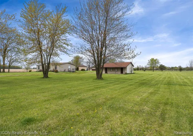 Homes for sale in Allenton, MI | 13620 Gilbert Rd, Allenton, MI 48002 | MLS# 60991057