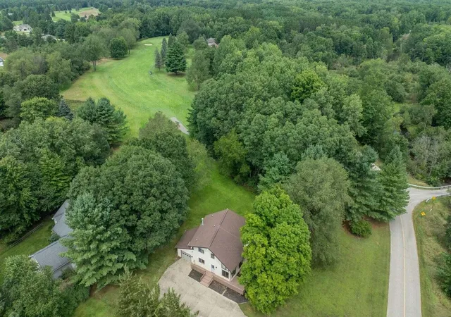 Homes for sale in Canadian Lakes, MI | 7333 River Ridge Rd, Canadian Lakes, MI 49346 | MLS# 70513423