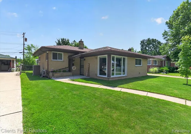 Homes for sale in Livonia, MI | 14242 Foch St, Livonia, MI 48154 | MLS# 61006342