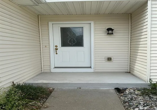 Photo 3 of Sale Pending at 1952 Pine Ridge Dr, Manistee, MI 49660 8958 | MLS# 61024584 | Listing updated on 2026-09-09