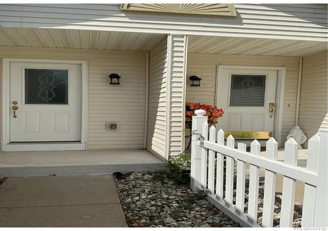 Photo 4 of Sale Pending at 1952 Pine Ridge Dr, Manistee, MI 49660 8958 | MLS# 61024584 | Listing updated on 2026-09-09